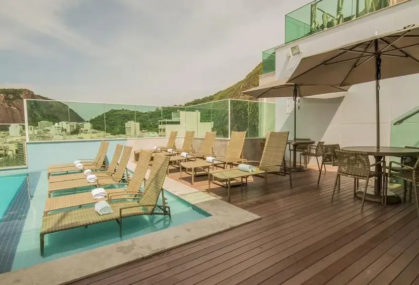 Basen w hotelu Americas Copacabana