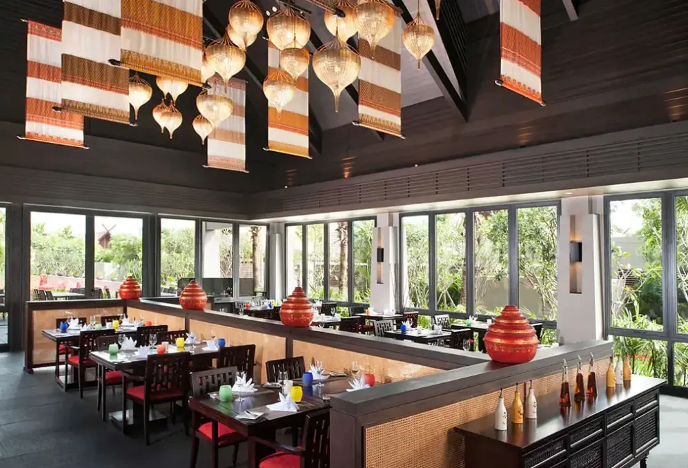 Restauracja i jedzenie w hotelu Anantara Vacation Club Mai Khao Phuket