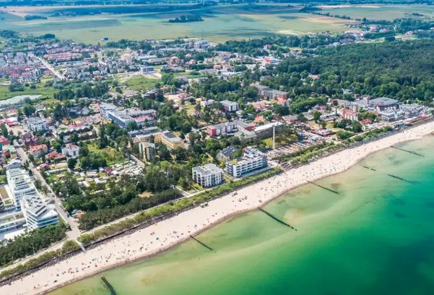 Plaża przy hotelu Aquamarine Mielno