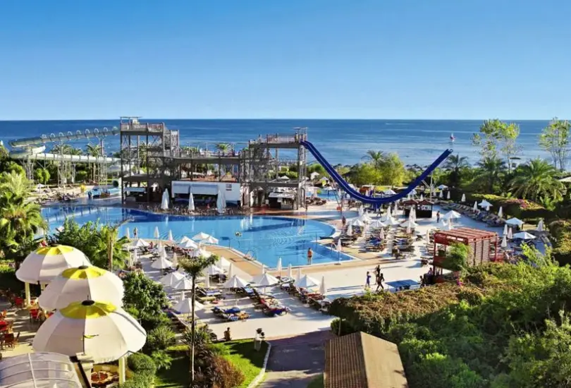 Basen w hotelu Asteria Family Belek