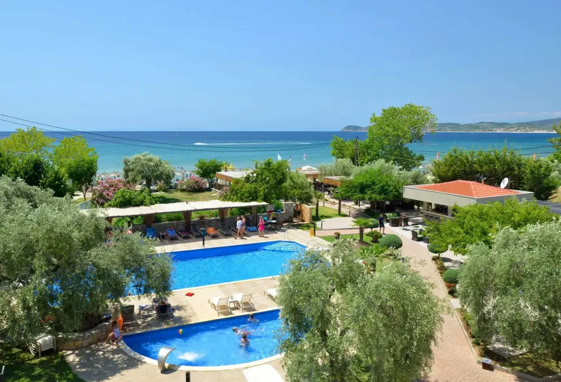 Plaża przy hotelu Atrium (Potos)