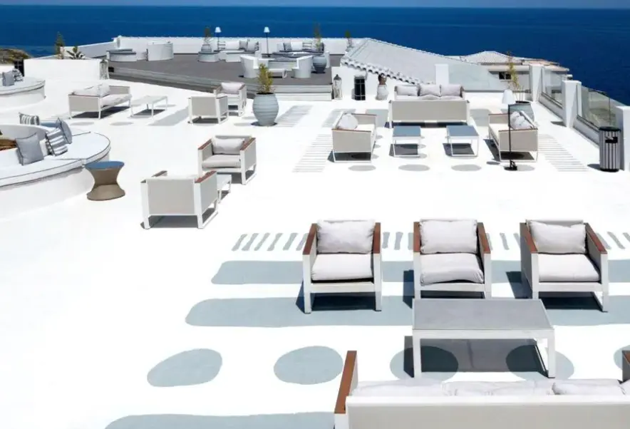 Basen w hotelu Aulus Chania Resort, Curio Collection by Hilton (ex. Isla Brown Chania)