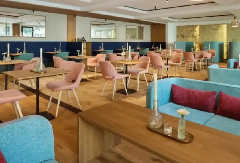 Restauracja i jedzenie w hotelu Austria Trend Maximilian