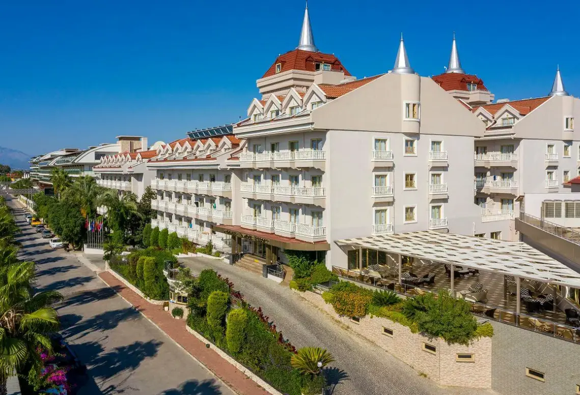 Obiekt hotelu Aydinbey Famous