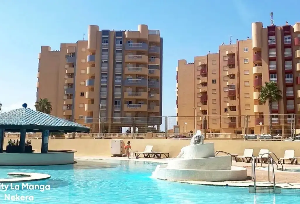 Basen w hotelu Bakour La Manga Splash