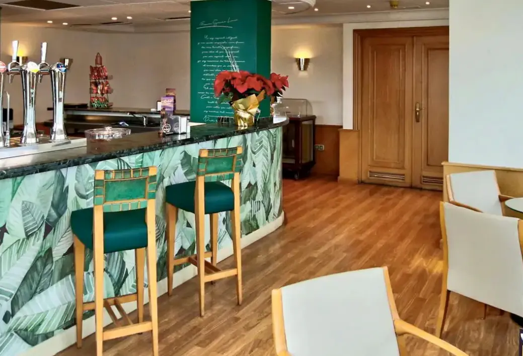 Restauracja i jedzenie w hotelu Belvedere (Cambrils)