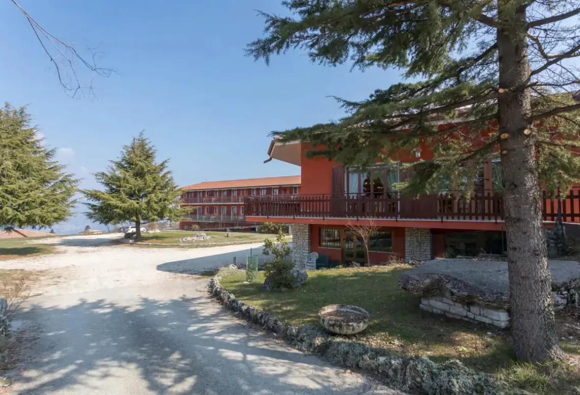 Hotel Belvedere (San Zeno Di Montagna) w Włochy (Jezioro Garda) - oferta last minute