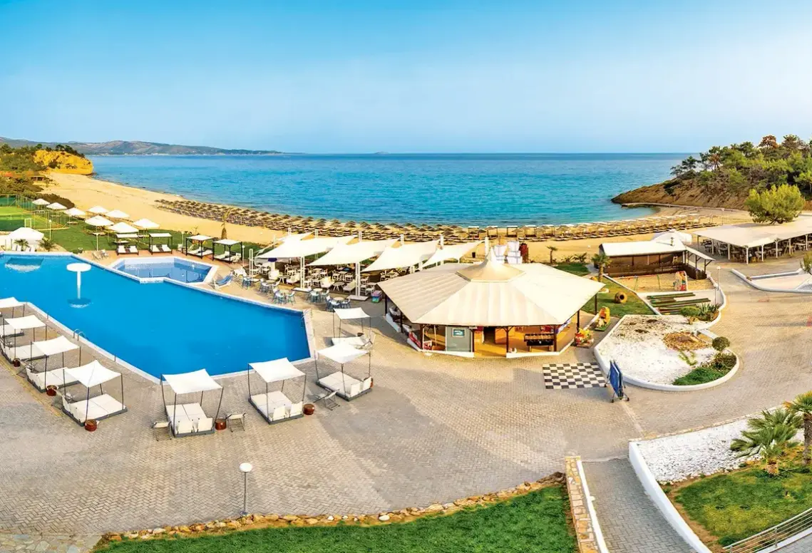 Plaża przy hotelu Blue Dream Palace (Thassos)