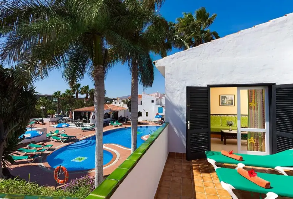 Basen w hotelu Blue Sea Puerto Caleta