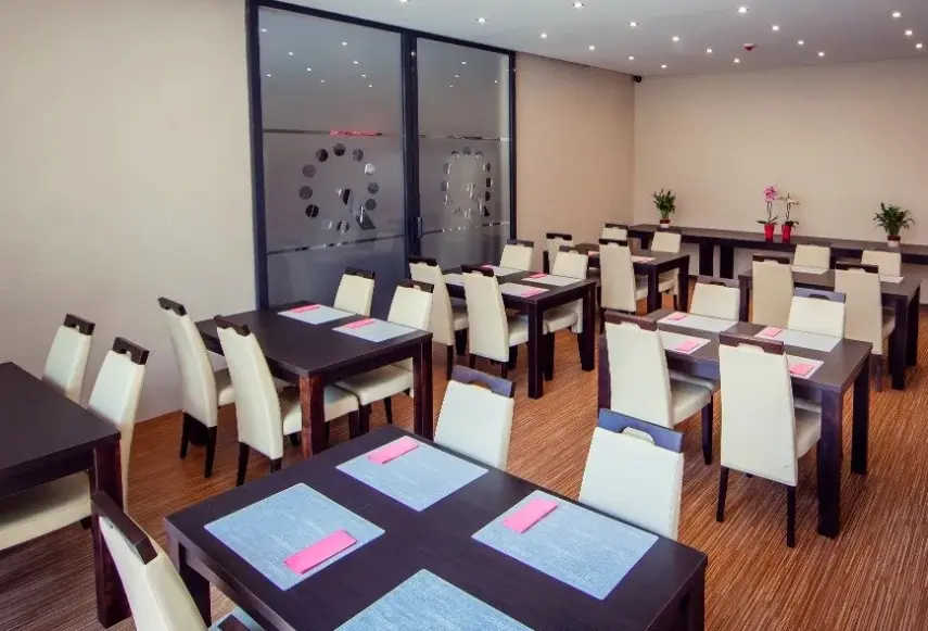 Restauracja i jedzenie w hotelu Boutique Hotel's Bytom