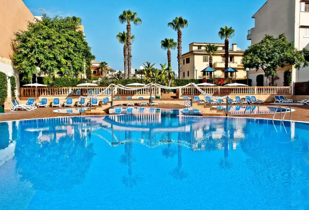 Basen w hotelu BQ Ca'n Picafort