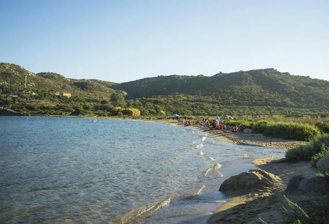 Plaża przy hotelu Camping Capo D'Orso