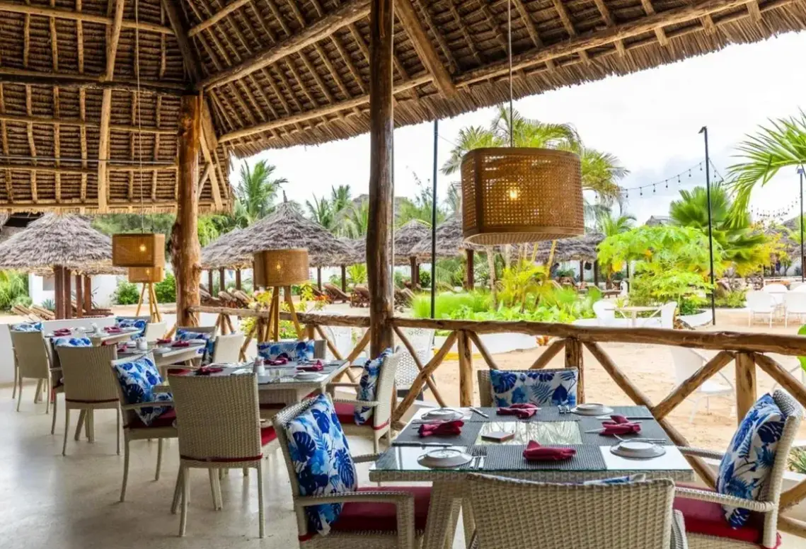 Restauracja i jedzenie w hotelu Canary Kendwa Beach Resort