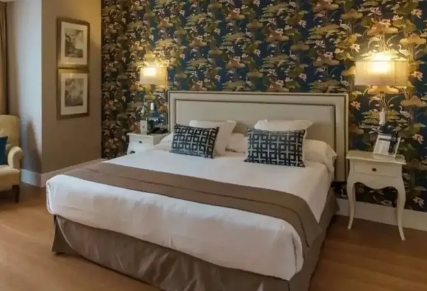 Pokój w hotelu Carlton