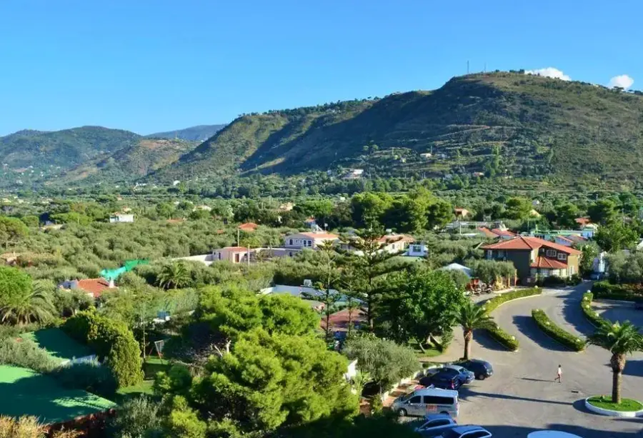 Widok z hotelu Carlton  Riviera