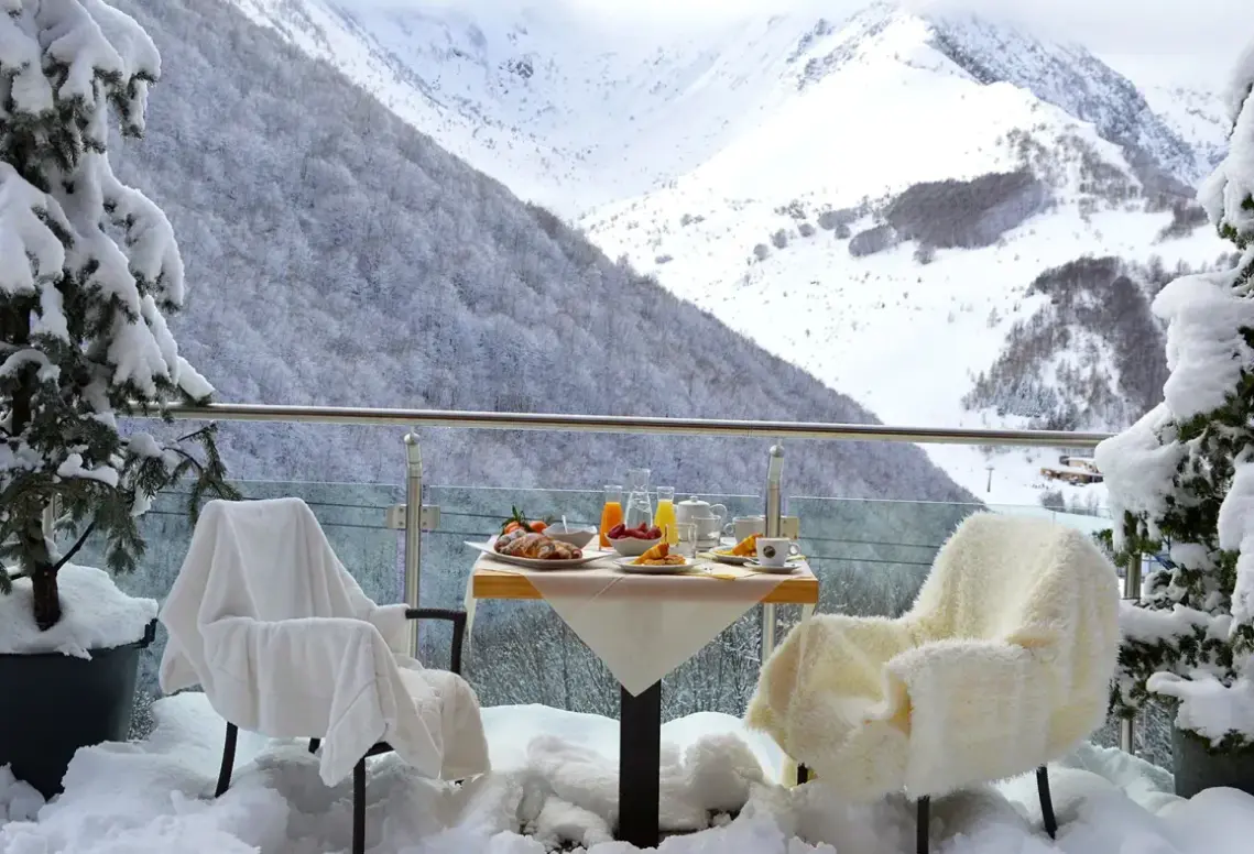 Widok z hotelu Chalet Morel 1586