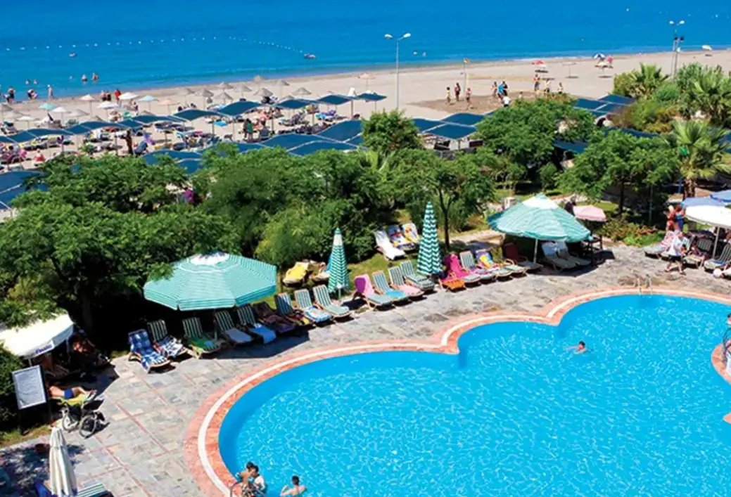 Basen w hotelu Club Cactus Paradise