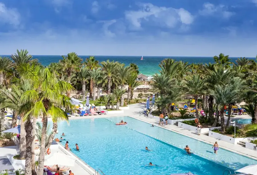 Basen w hotelu Club Palm Beach (Djerba)