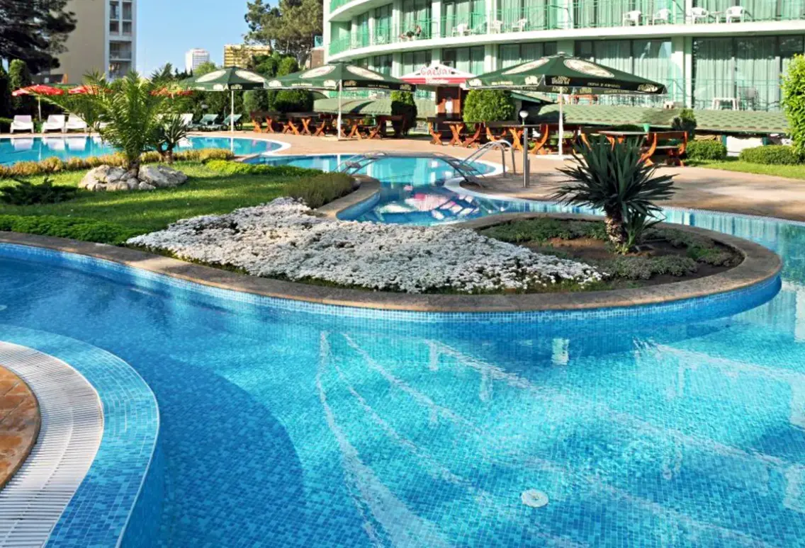 Basen w hotelu Colosseum (Sunny Beach)
