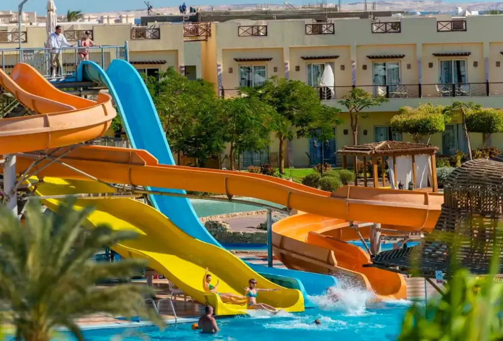 Basen w hotelu Concorde El Salam Front Area