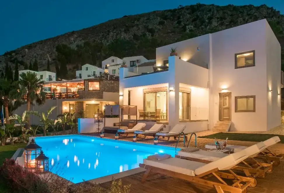 Basen w hotelu Creta Blue