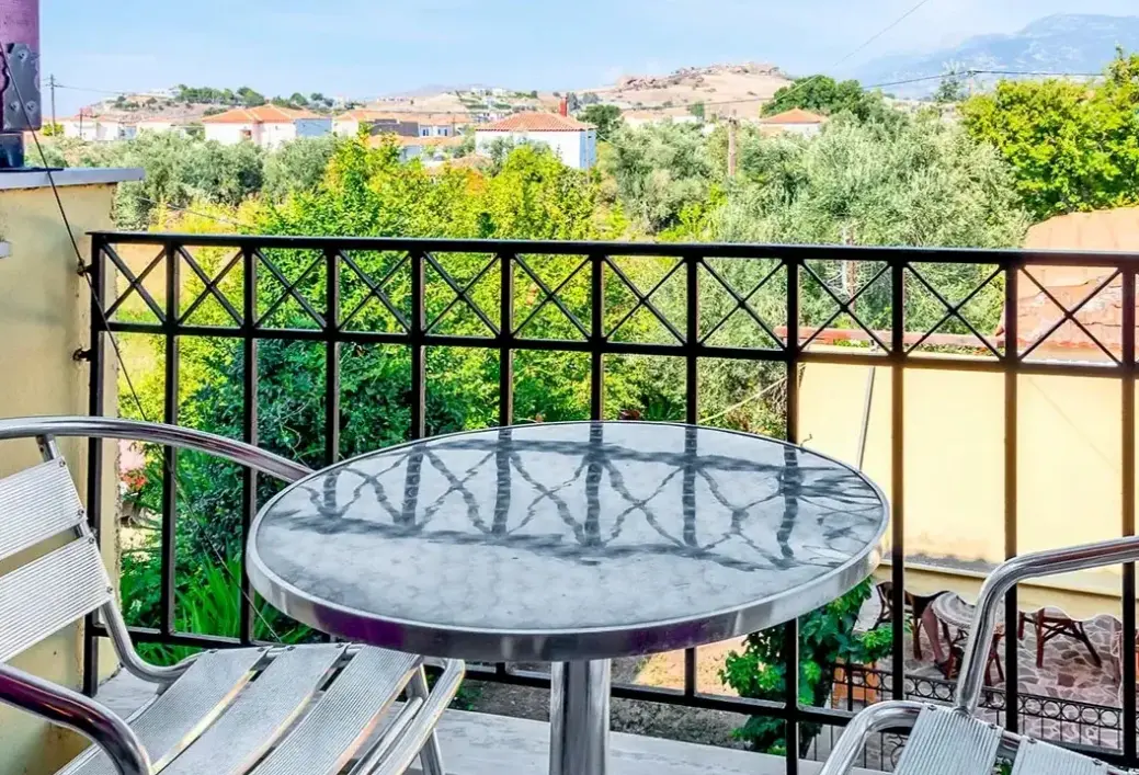 Widok z hotelu Elena Studios