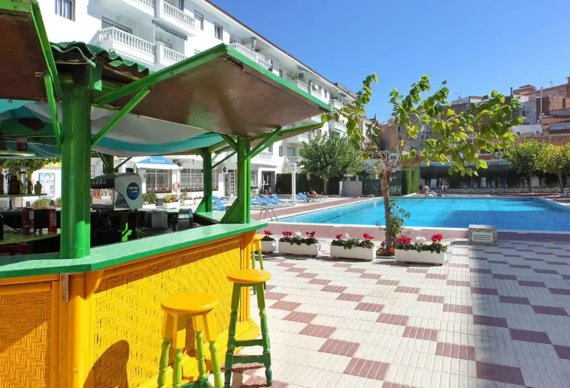 Basen w hotelu Europa (Blanes)