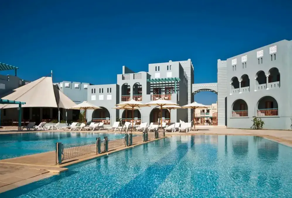 Basen w hotelu Fanadir El Gouna