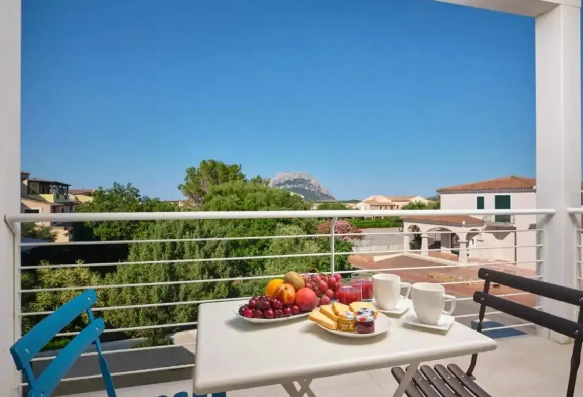 Widok z hotelu Felix Residence Porto San Paolo