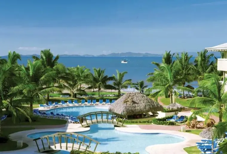 Basen w hotelu Fiesta Resort (ex Doubletree Resort By Hilton)