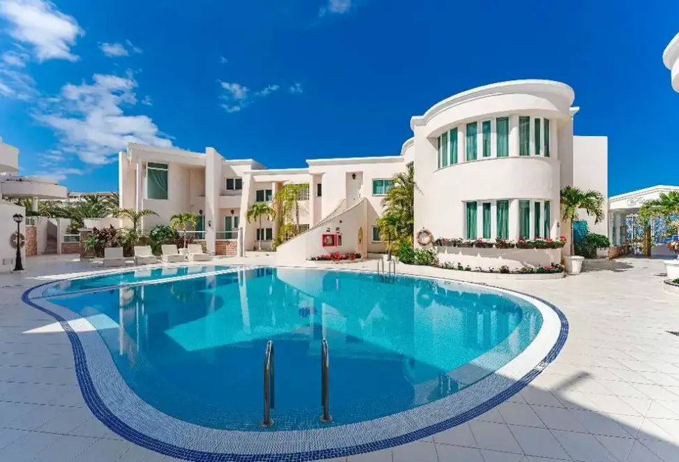 Hotel Flamingo Suites