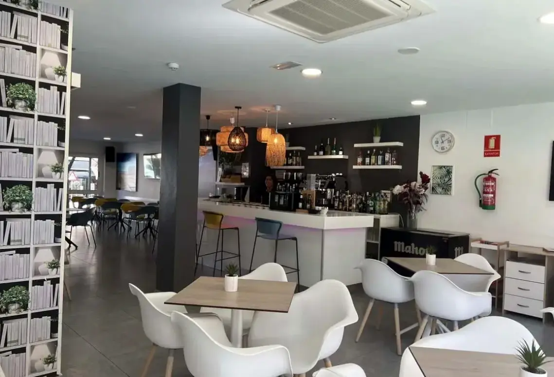 Restauracja i jedzenie w hotelu Golden (Benidorm)