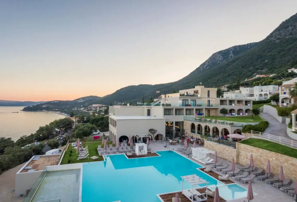 Basen w hotelu Golden Mare Barbati