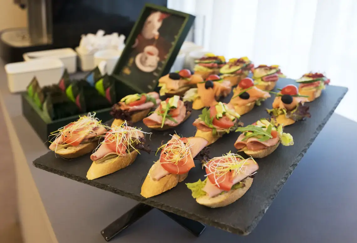 Restauracja i jedzenie w hotelu Golden Tulip Warsaw Centre (ex Kyriad Prestige)