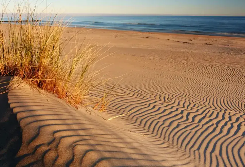 Plaża przy hotelu Gorzelanny Dźwirzyno