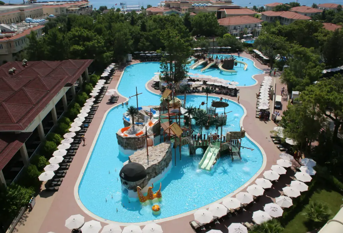 Basen w hotelu Gural Premier Tekirova