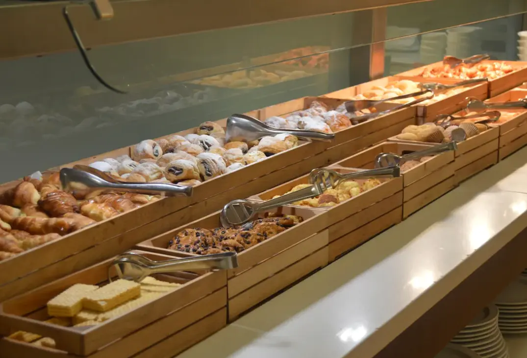 Restauracja i jedzenie w hotelu Helios (Lloret de Mar)