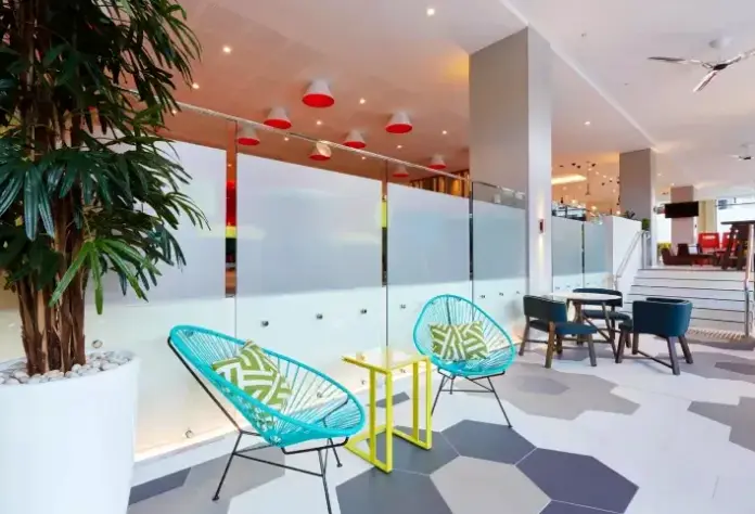 Lobby hotelu Holiday Inn Express Brisbane Central
