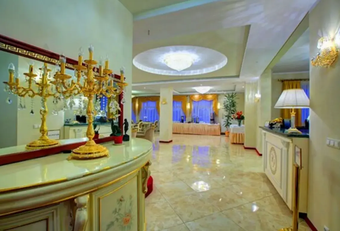 Lobby hotelu Holiday Park