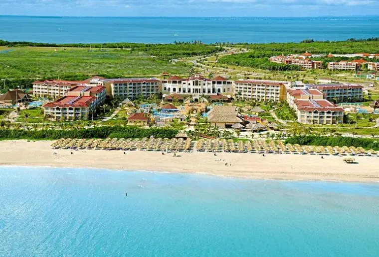 Plaża przy hotelu Iberostar Origin Laguna Azul