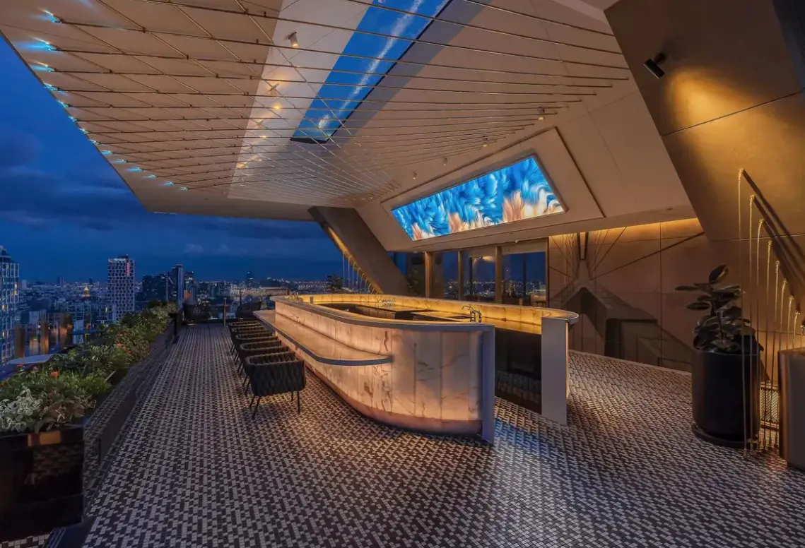 Restauracja i jedzenie w hotelu Innside by Melia Sukhumvit