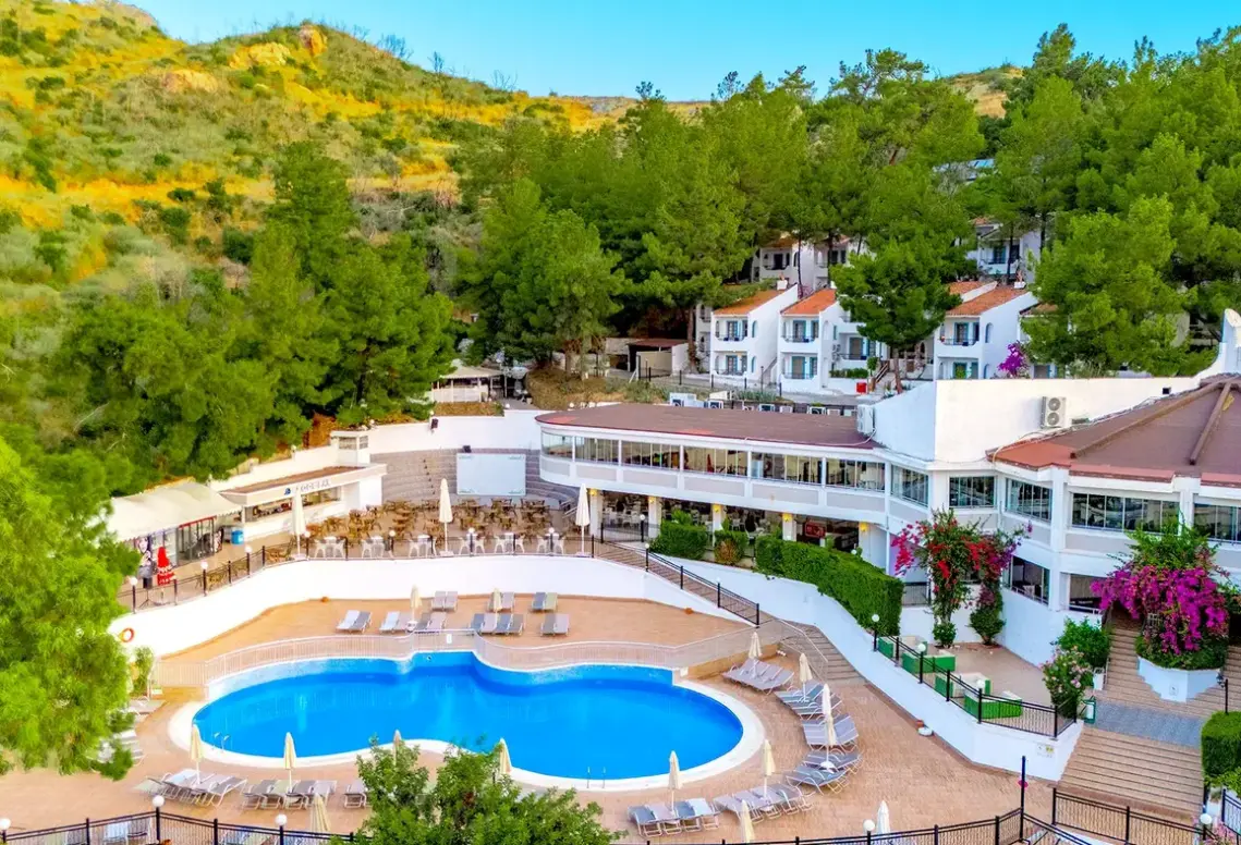 Basen w hotelu Isla Panorama (ex. Ideal Panorama)