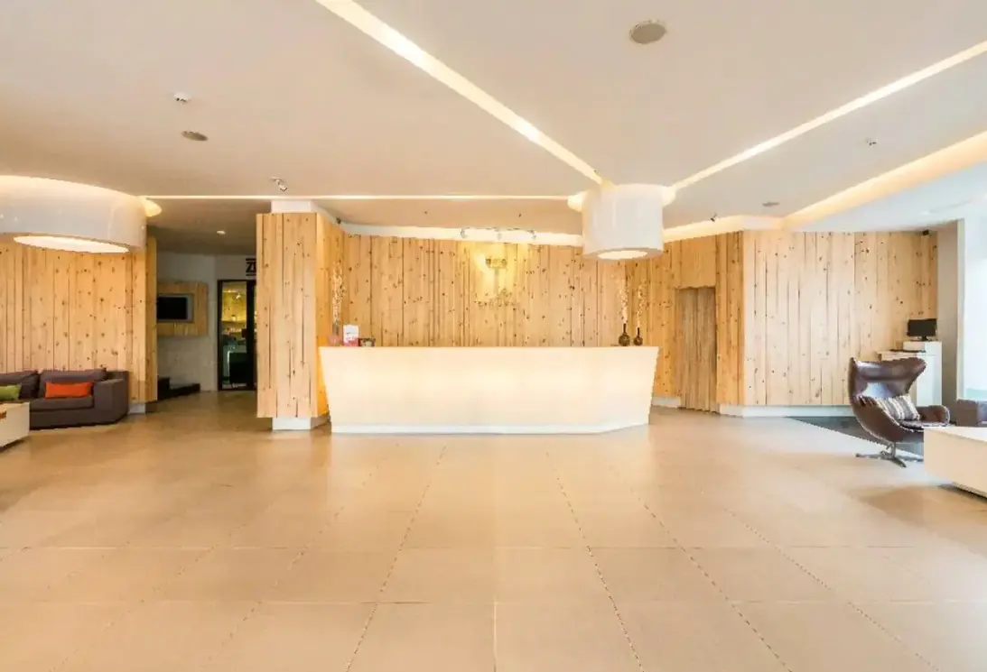 Lobby hotelu J Pattaya