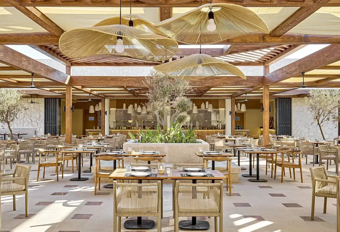 Restauracja i jedzenie w hotelu Jaz Almaza Blu