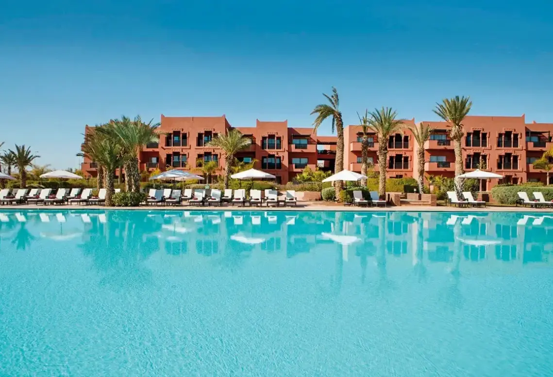 Basen w hotelu Kenzi Menara Palace