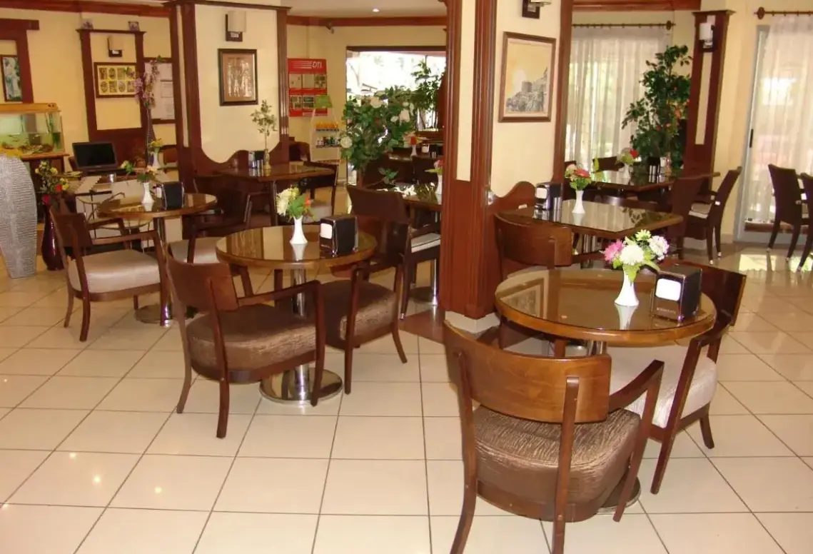 Restauracja i jedzenie w hotelu Kleopatra Ikiz