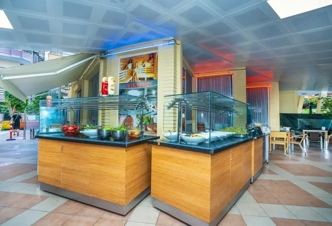 Restauracja i jedzenie w hotelu Kleopatra Ikiz