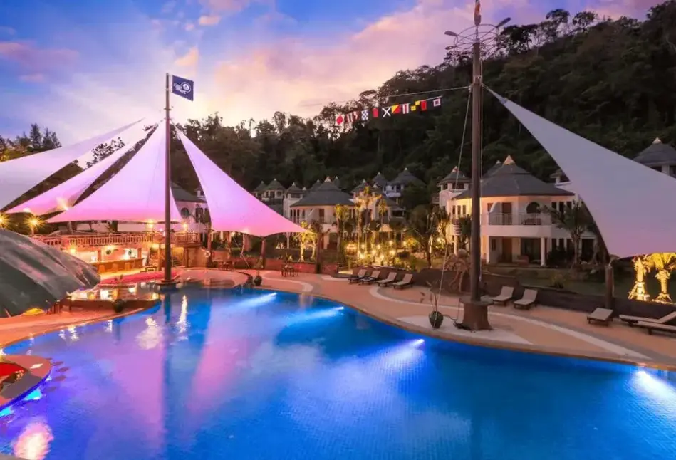 Basen w hotelu Krabi Resort