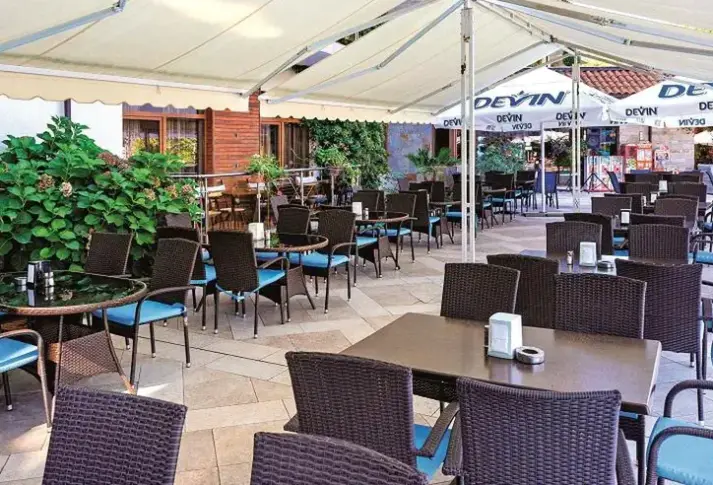 Restauracja i jedzenie w hotelu Laguna Beach Resort & Spa (Sozopol)