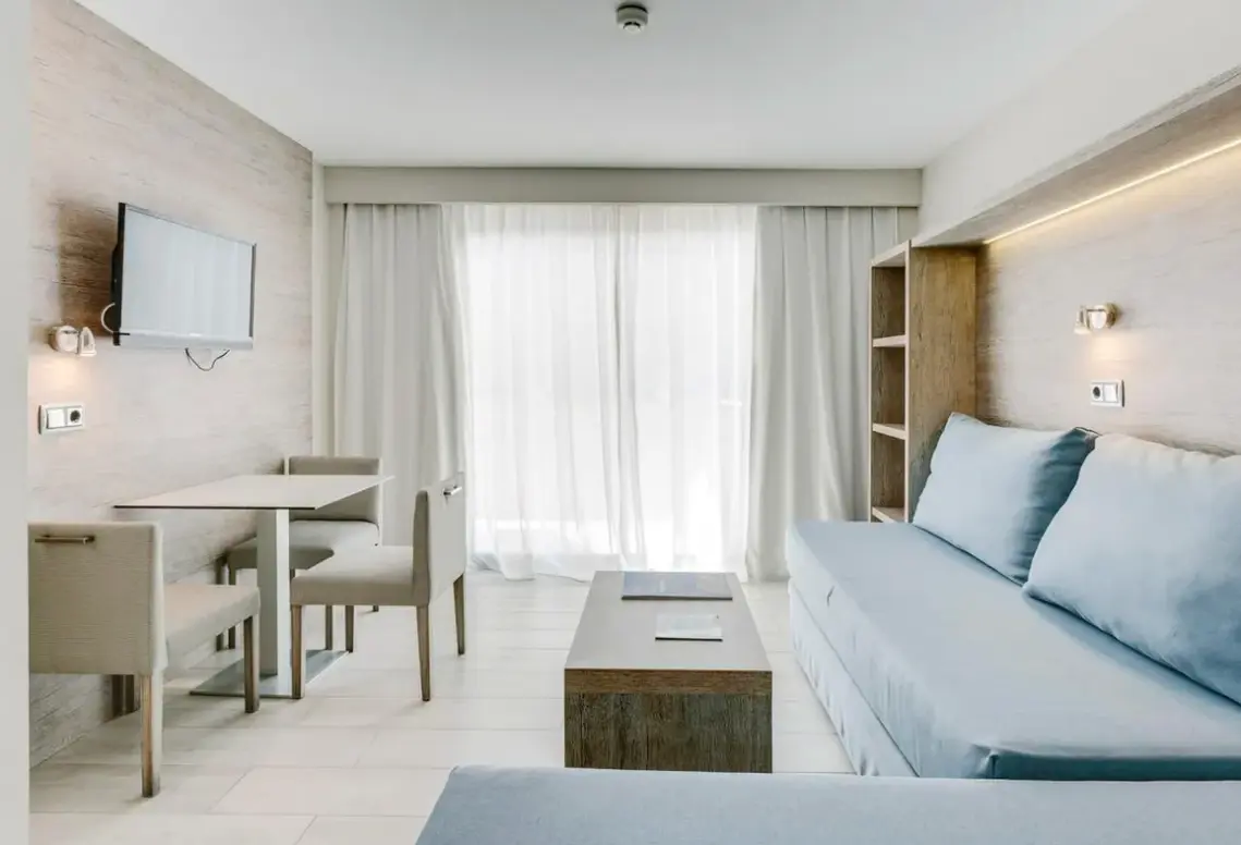 Pokój w hotelu Leonardo Royal Mallorca Palmanova Bay (ex. Alua Palmanova Bay)